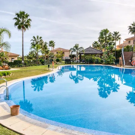 Holiday home Peaceful In Sitio De Calahonda With Garden Mijas