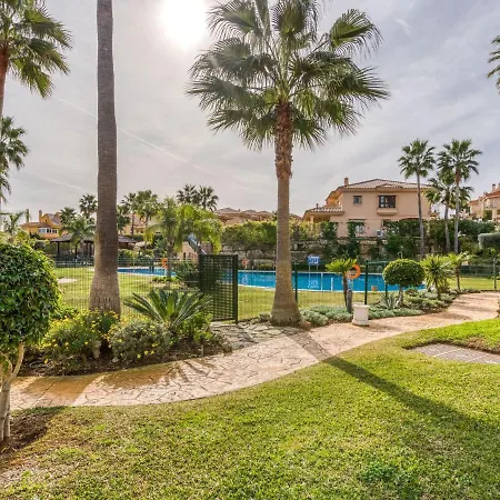 Peaceful In Sitio De Calahonda With Garden Mijas