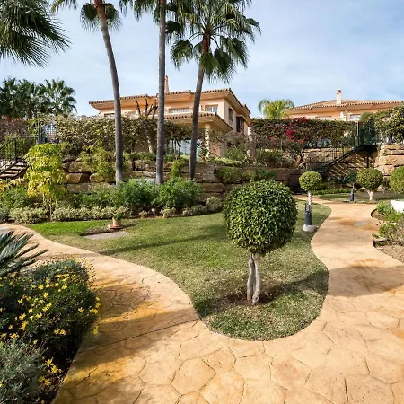 Holiday home Peaceful In Sitio De Calahonda With Garden Mijas
